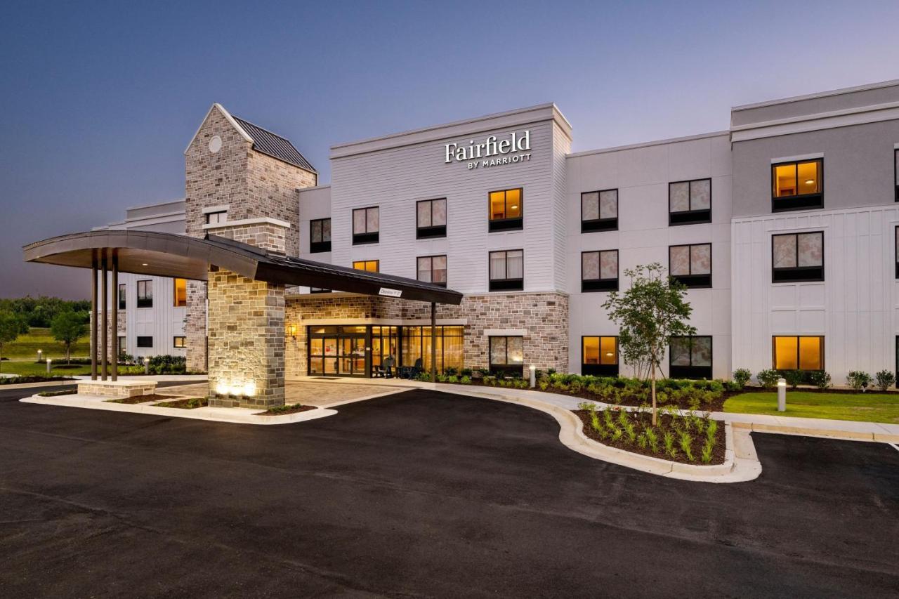 Fairfield By Marriott Inn & Suites Rome Exterior photo